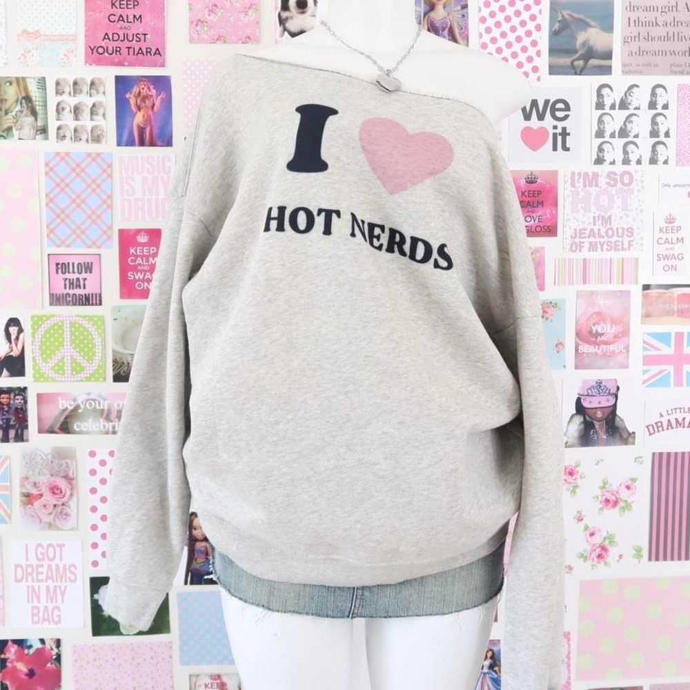 y2k i heart hot nerds off shoulder sweatshirt grey size L